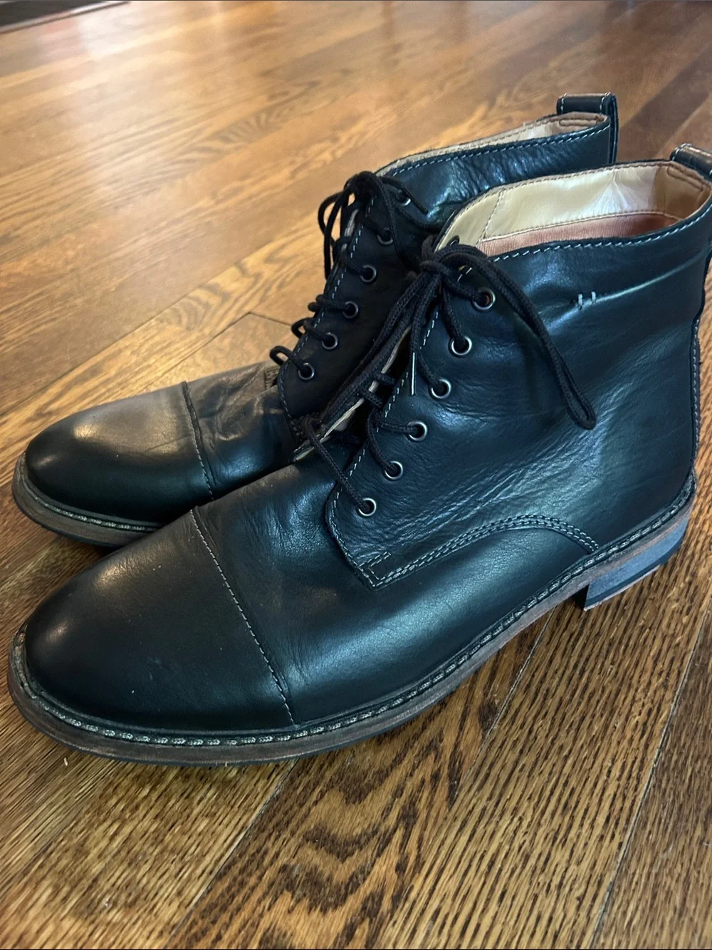 Clarks Men's Black Leather Lace-Up Ankle Boots